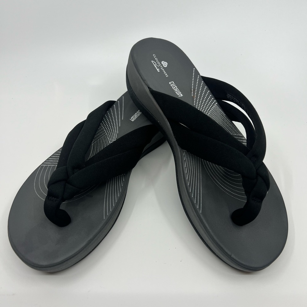 CLARKS Cloudsteppers Cushion Sandals